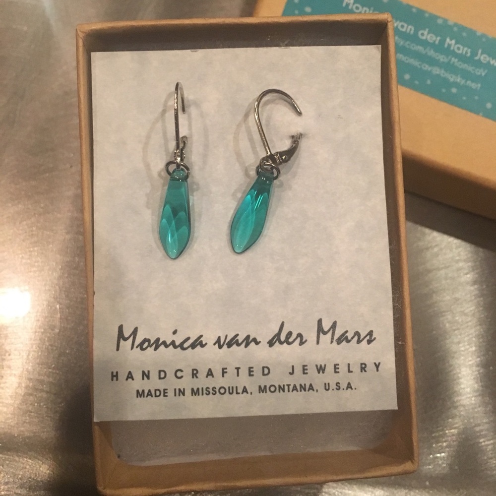 ✌🏽 Made in MT teal earrings